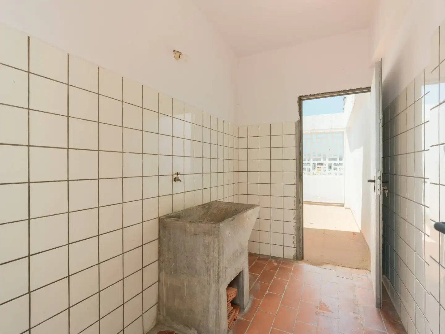 Bathroom of Flat for sale in Las Palmas de Gran Canaria  with Air Conditioner, Heating and Terrace