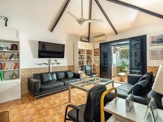 Sala d'estar de Casa o xalet en venda en Arona amb Aire condicionat, Calefacció i Terrassa