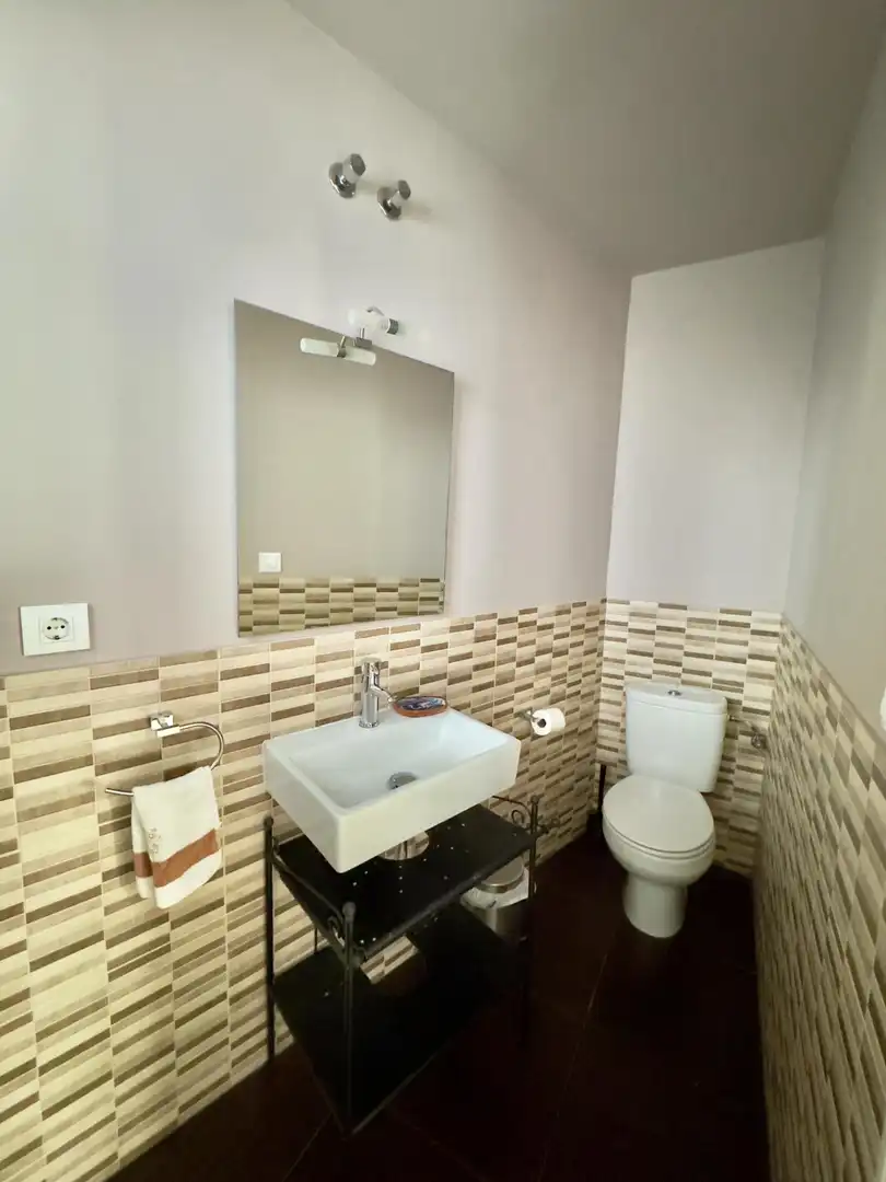 Badezimmer von Maisonette zum Verkauf in Sevilla mit Klimaanlage und Möbliert