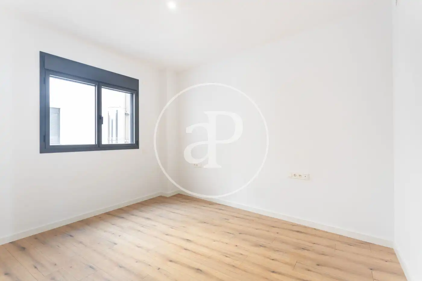 Bedroom of Flat for sale in Barcelona  with Air Conditioner, Heating and Terrace
