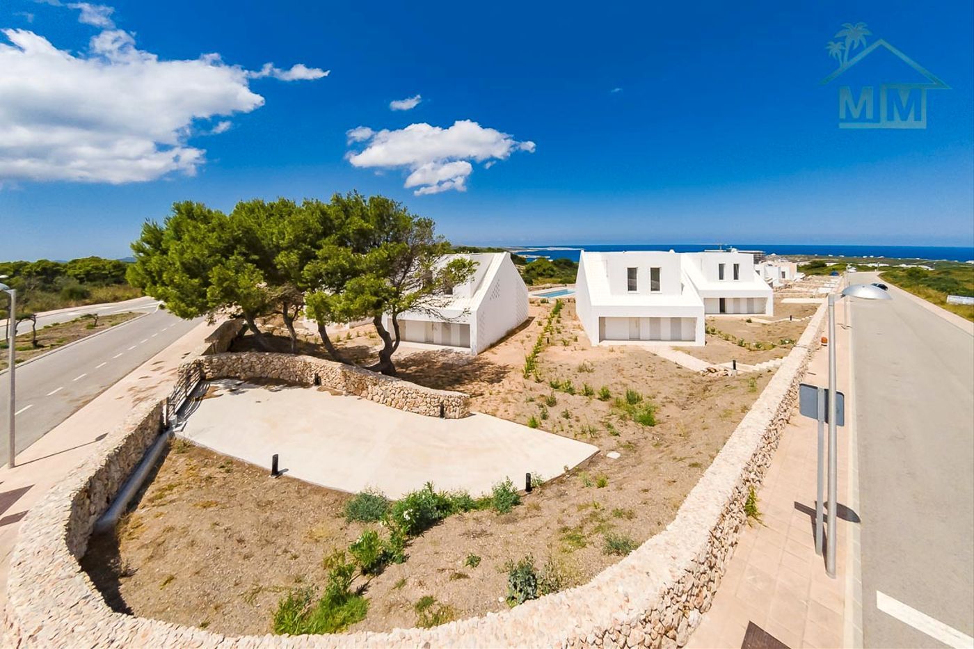 Exterior view of Houses for sale in Es Mercadal  with Air Conditioner, Terrace and Community pool