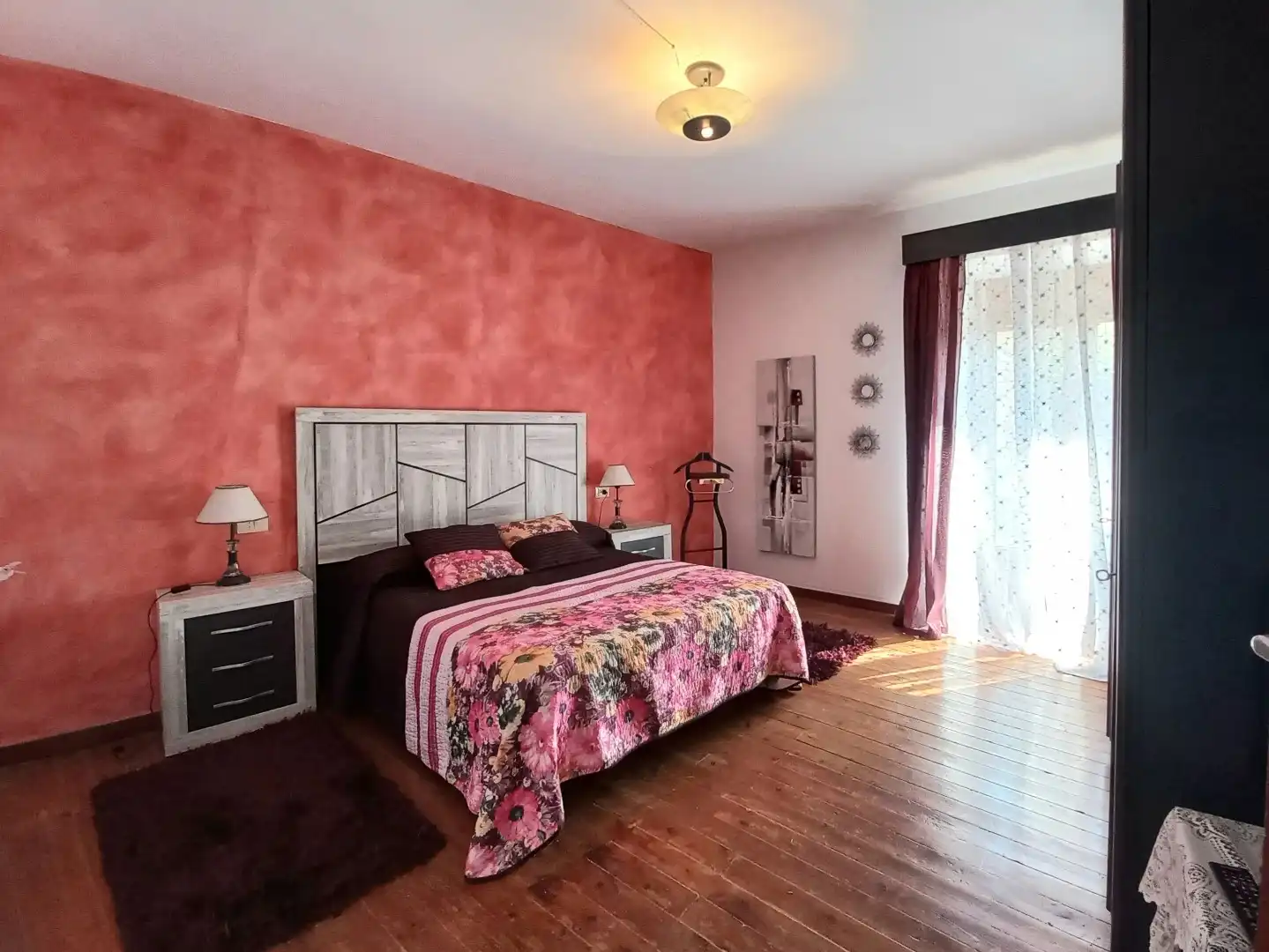 Schlafzimmer von Einfamilien-Reihenhaus zum Verkauf in Presencio mit Privatgarten