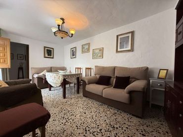 House for sale in N/A