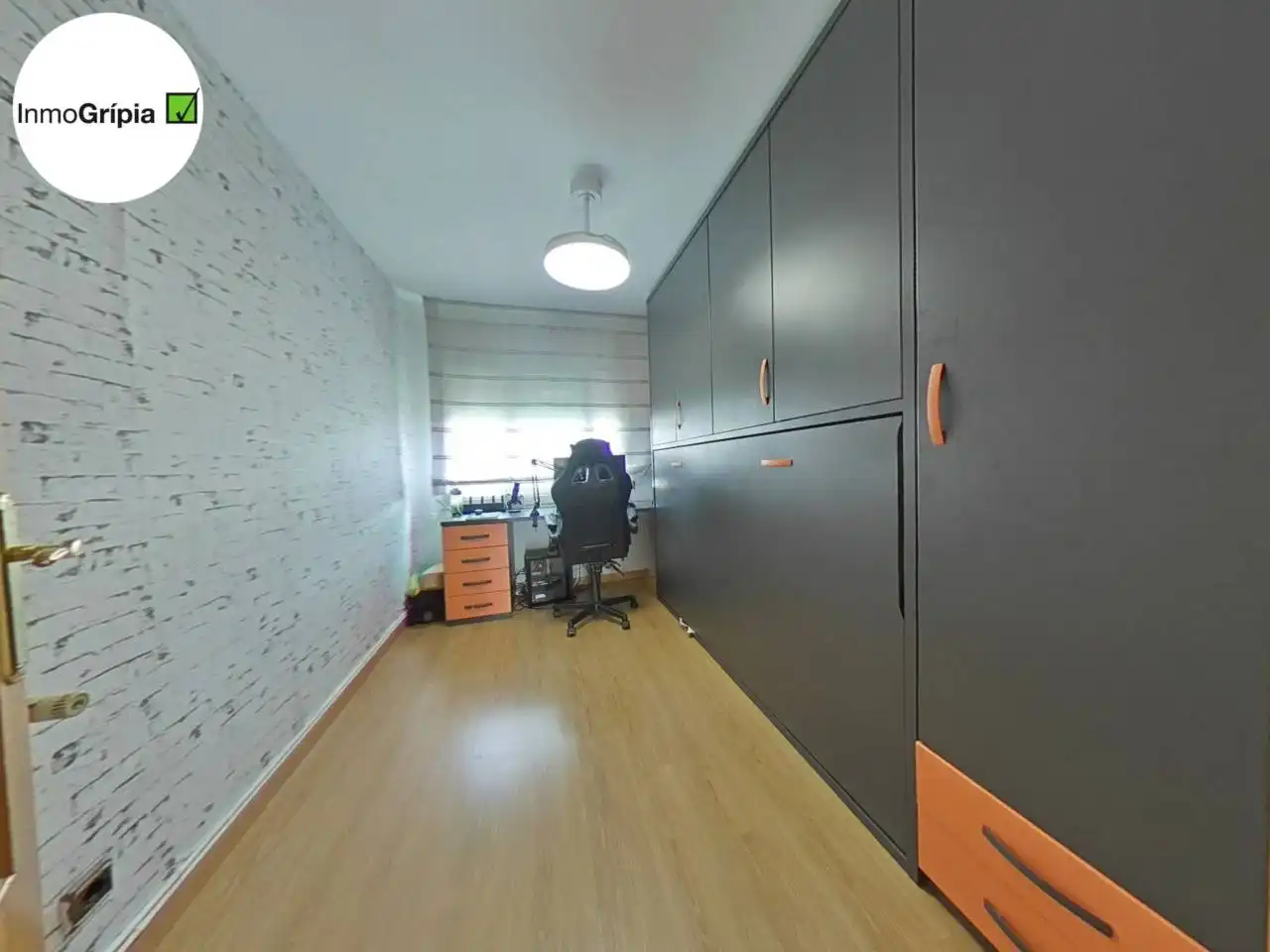 Houses for sale in Terrassa  with Air Conditioner, Heating and Parquet flooring