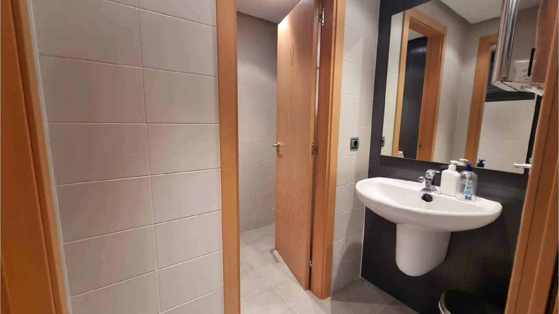Commercial properties for rent in Campo de la Juventud