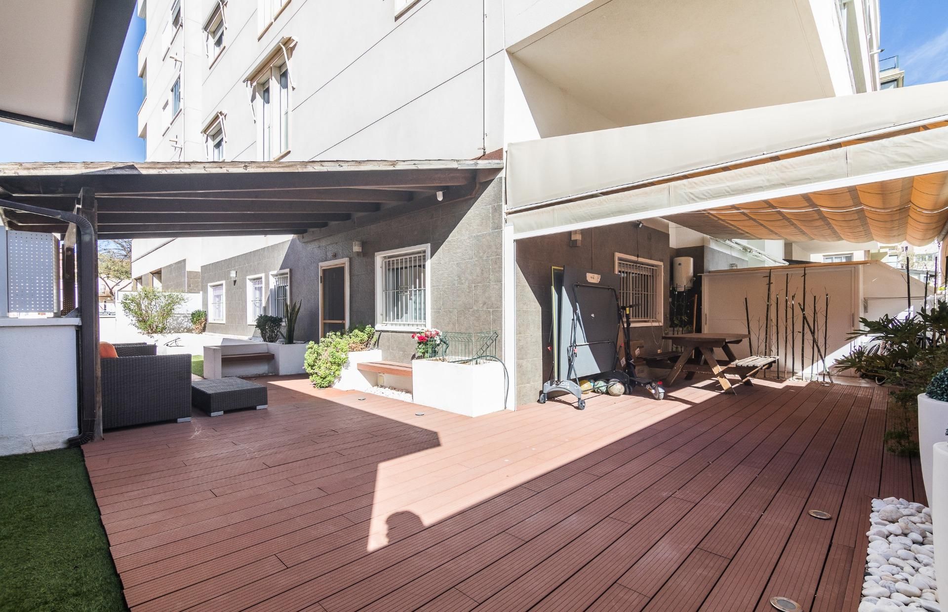 Terrassa de Planta baixa en venda en Elche / Elx amb Aire condicionat, Terrassa i Piscina comunitària