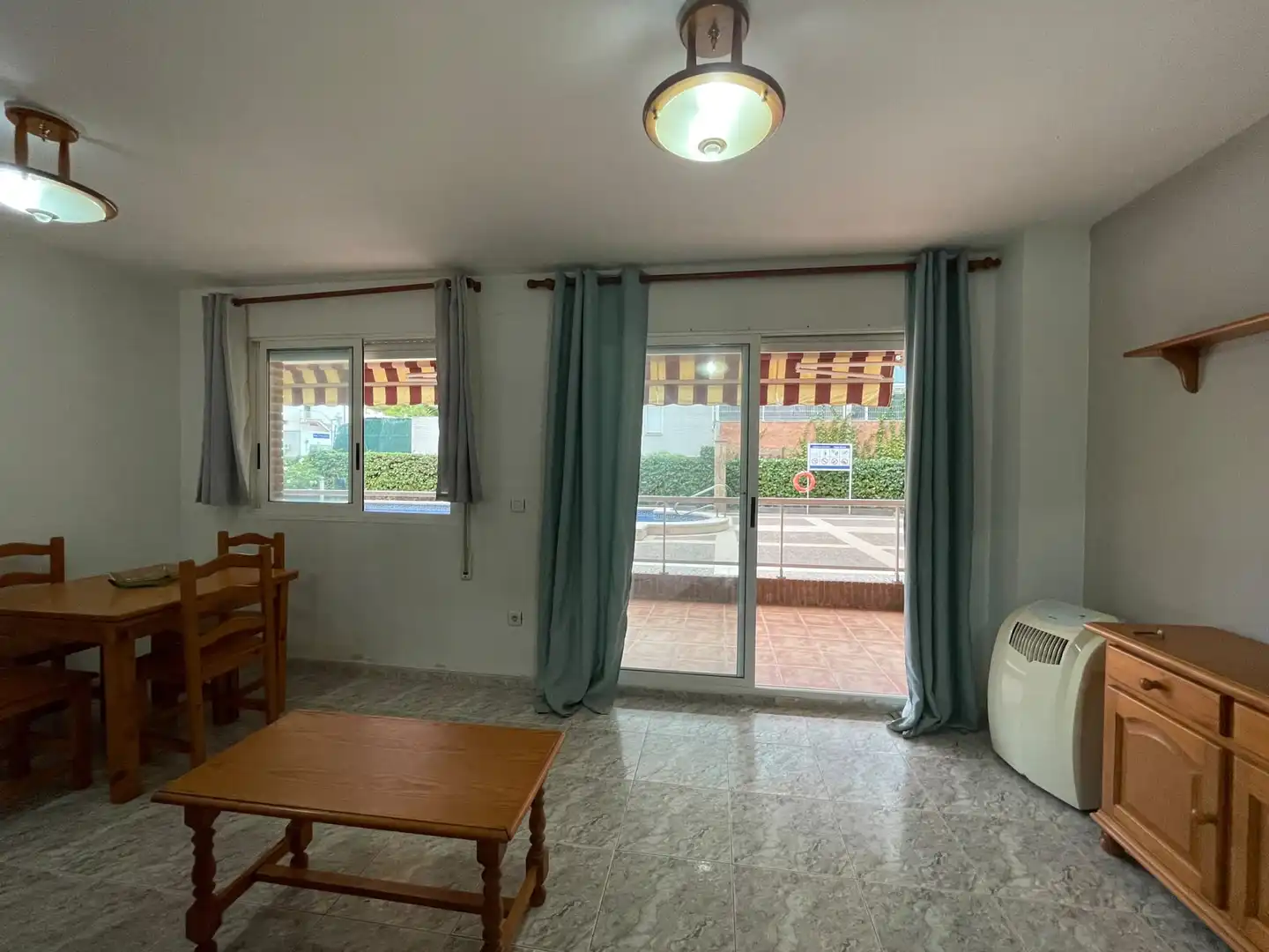 Dormitori de Planta baixa en venda en Salou amb Jardí privat, Terrassa i Moblat
