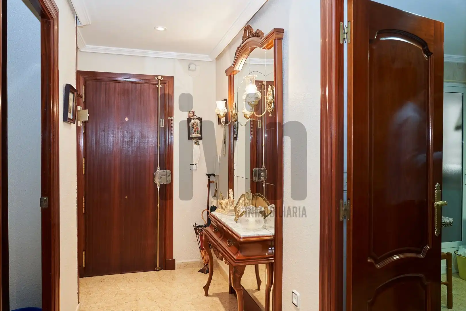 Flat for sale in Jaén  with Air Conditioner and Heating