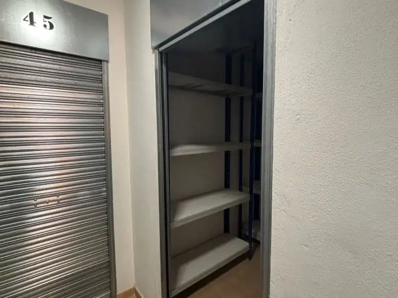 Storage room for rent in Madrid  with Alarm