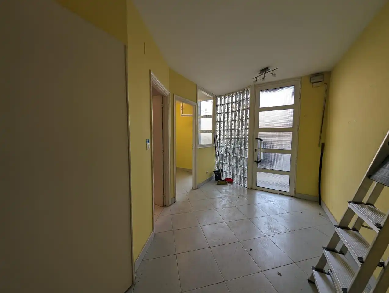 Local comercial en venta en Iparragirre Kalea, imagen 4