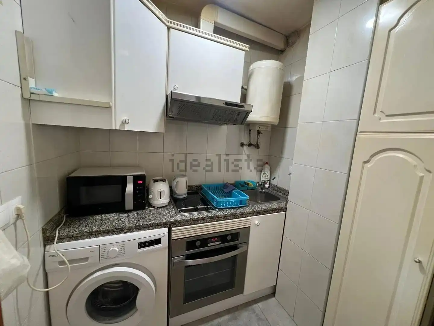 Cuina de Apartament en venda en Benidorm amb Moblat