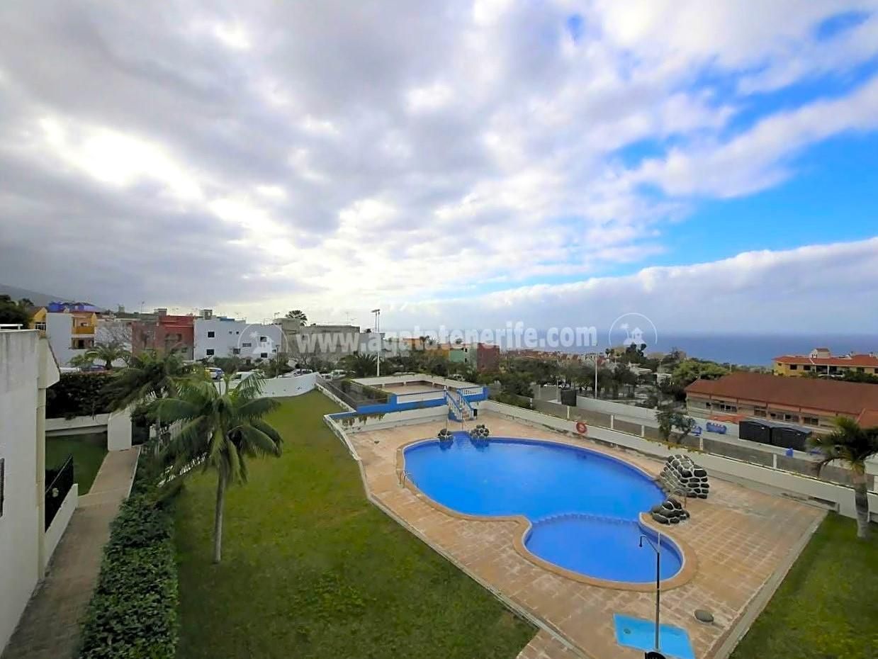Vista exterior de Dúplex en venda en Puerto de la Cruz amb Terrassa, Traster i Moblat