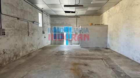 Nave industrial con patio en avenida principal de Deleitosa  Venta y alquiler  A un paso de la A5, image 2