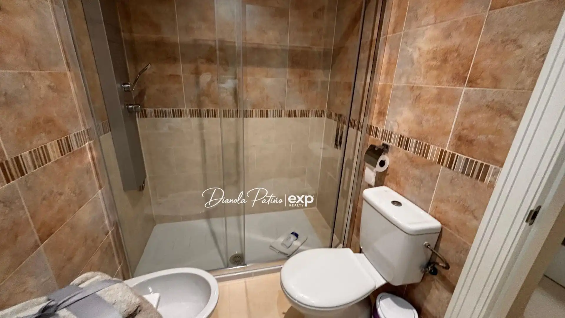 Bany de Apartament en venda en Oropesa del Mar / Orpesa amb Aire condicionat, Jardí privat i Terrassa