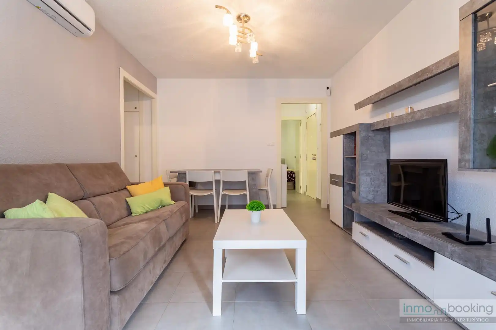 Wohnzimmer von Wohnungen zum Verkauf in Salou mit Klimaanlage, Heizung und Terrasse