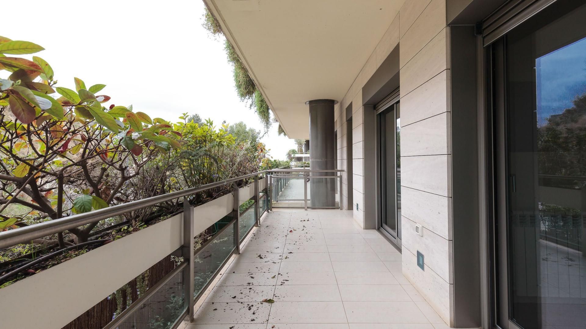 Terrace of Flat to rent in  Barcelona Capital  with Air Conditioner, Heating and Private garden