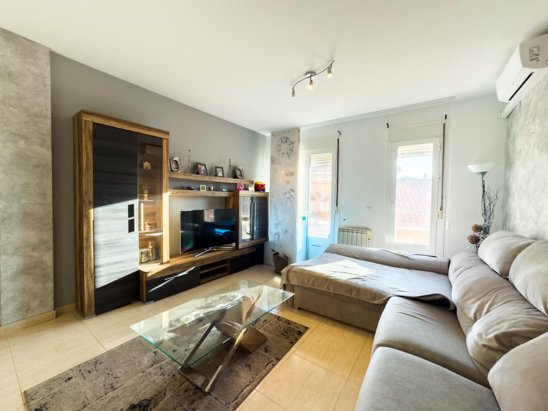 Living room of Flat for sale in Cúllar  with Air Conditioner, Heating and Terrace