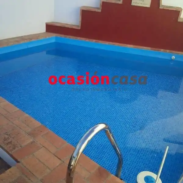 Casa amb piscina en venda a Belmez