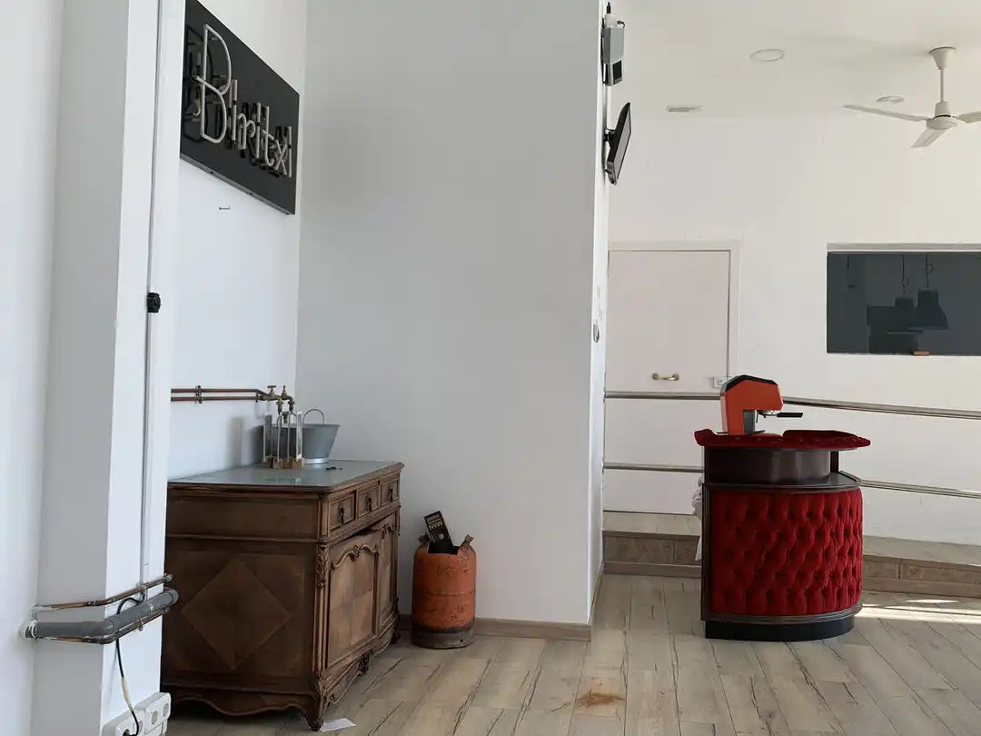 Commercial properties for sale in Zamudio  with Air Conditioner