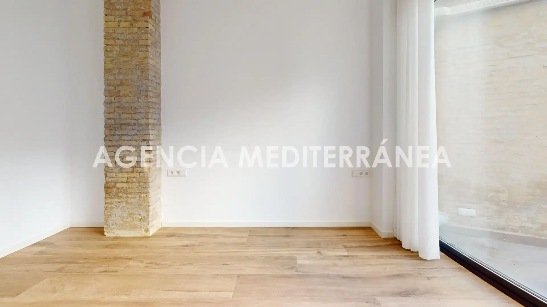Piso en venta en Valencia con Aire acondicionado, Calefacción y Terraza