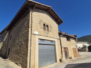 Casa en venda a Travesia Aibar 1