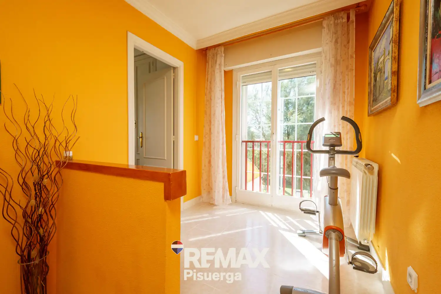 Casa o xalet en venda a Calle de Santa Isabel, 11, Renedo de Esgueva
