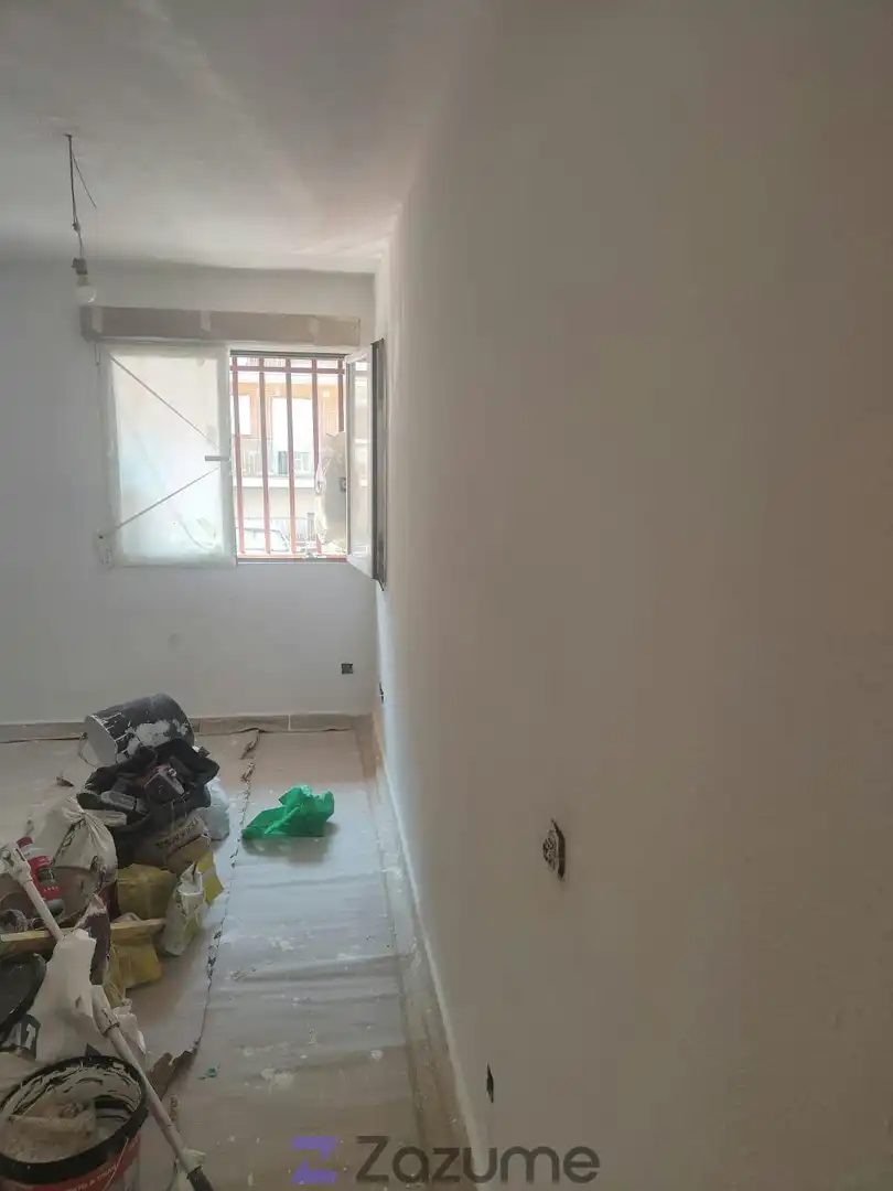 Bedroom of Flat for rent in Madrid  with Oven, Washing machine and Microwave