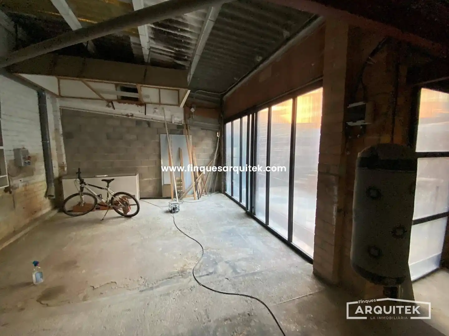 Casa adosada en venta en Rosselló