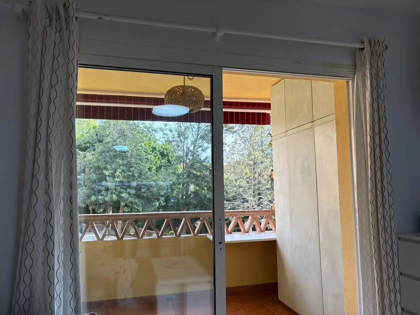 Balcony of Apartments for sale in Fuengirola  with Air Conditioner, Terrace and Community pool