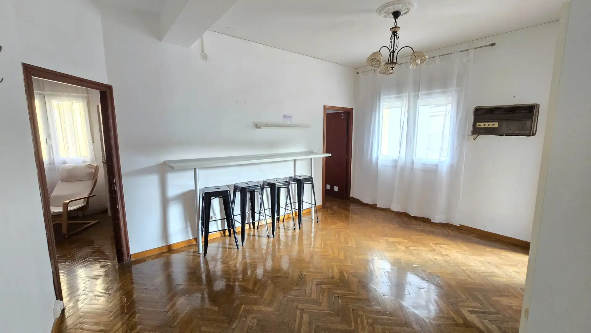 Esszimmer von Wohnung zur Miete in Cáceres mit Terrasse, Möbliert und Ofen