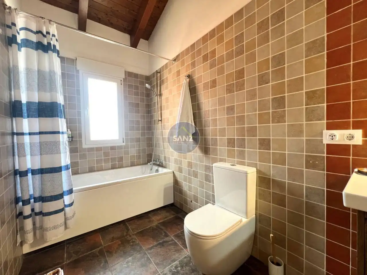 Baño de Casa o chalet en venta en L'Énova con Aire acondicionado, Jardín privado y Terraza