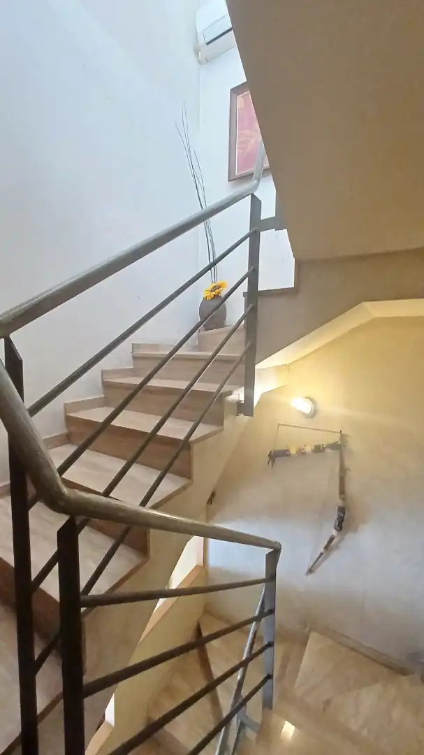 Casa adosada en venta en Carrer Mas, Collblanc