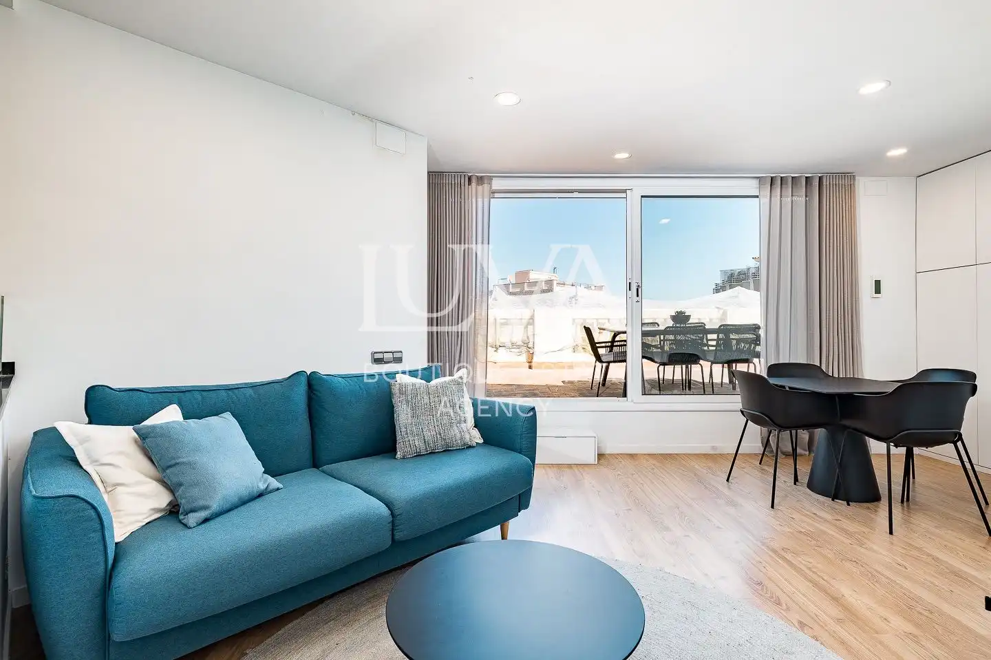 Vista exterior de Ático en venta en Barcelona con Aire acondicionado, Calefacción y Terraza