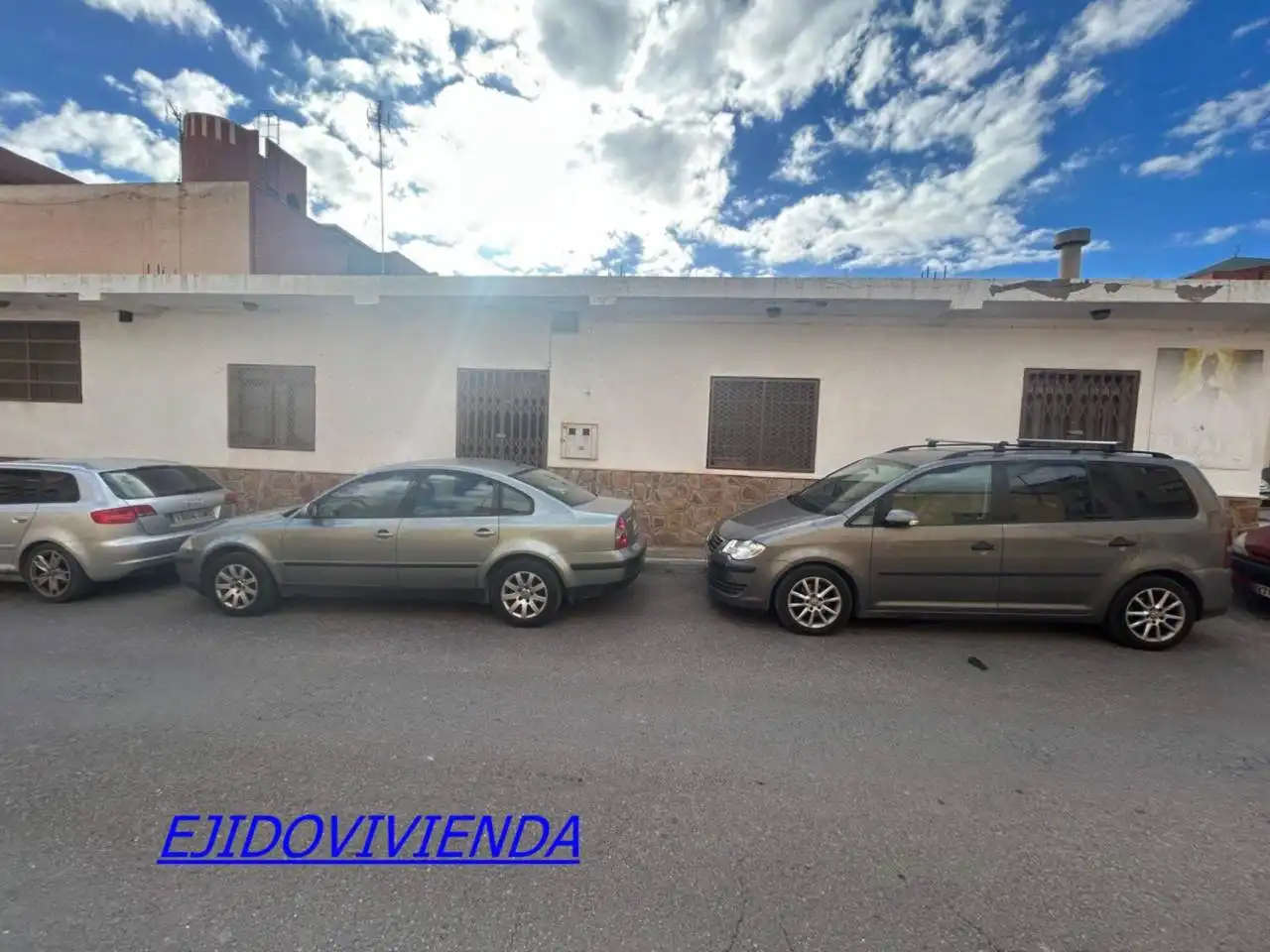 Local comercial en venda a El Ejido Ciudad