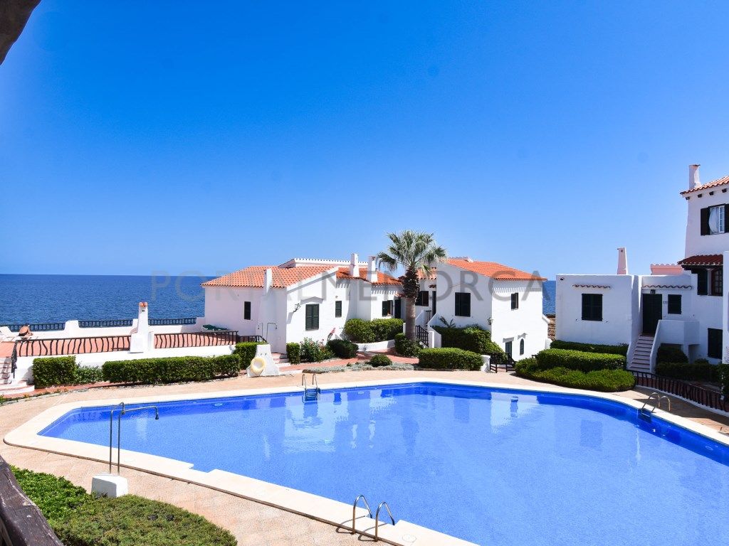 Vista exterior de Apartamento en venta en Es Mercadal con Piscina comunitaria