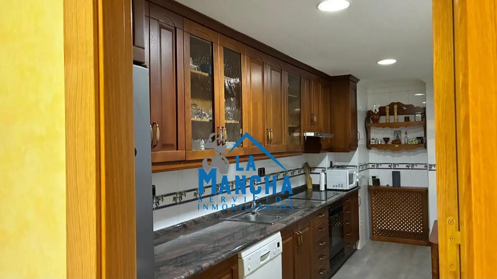 Flat with terrace to rent in Calle DIEGO DE VELAZQUEZ, imagen 18