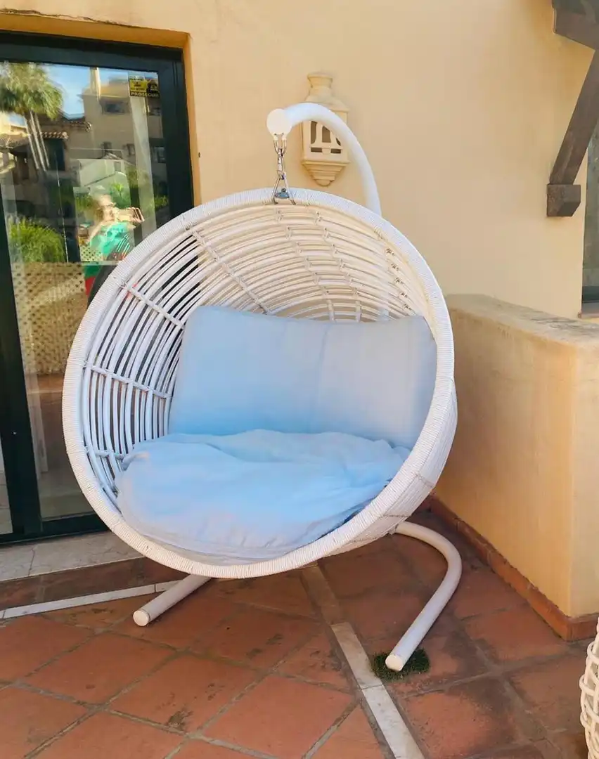 Terrassa de Àtic de lloguer en Estepona amb Aire condicionat, Terrassa i Piscina