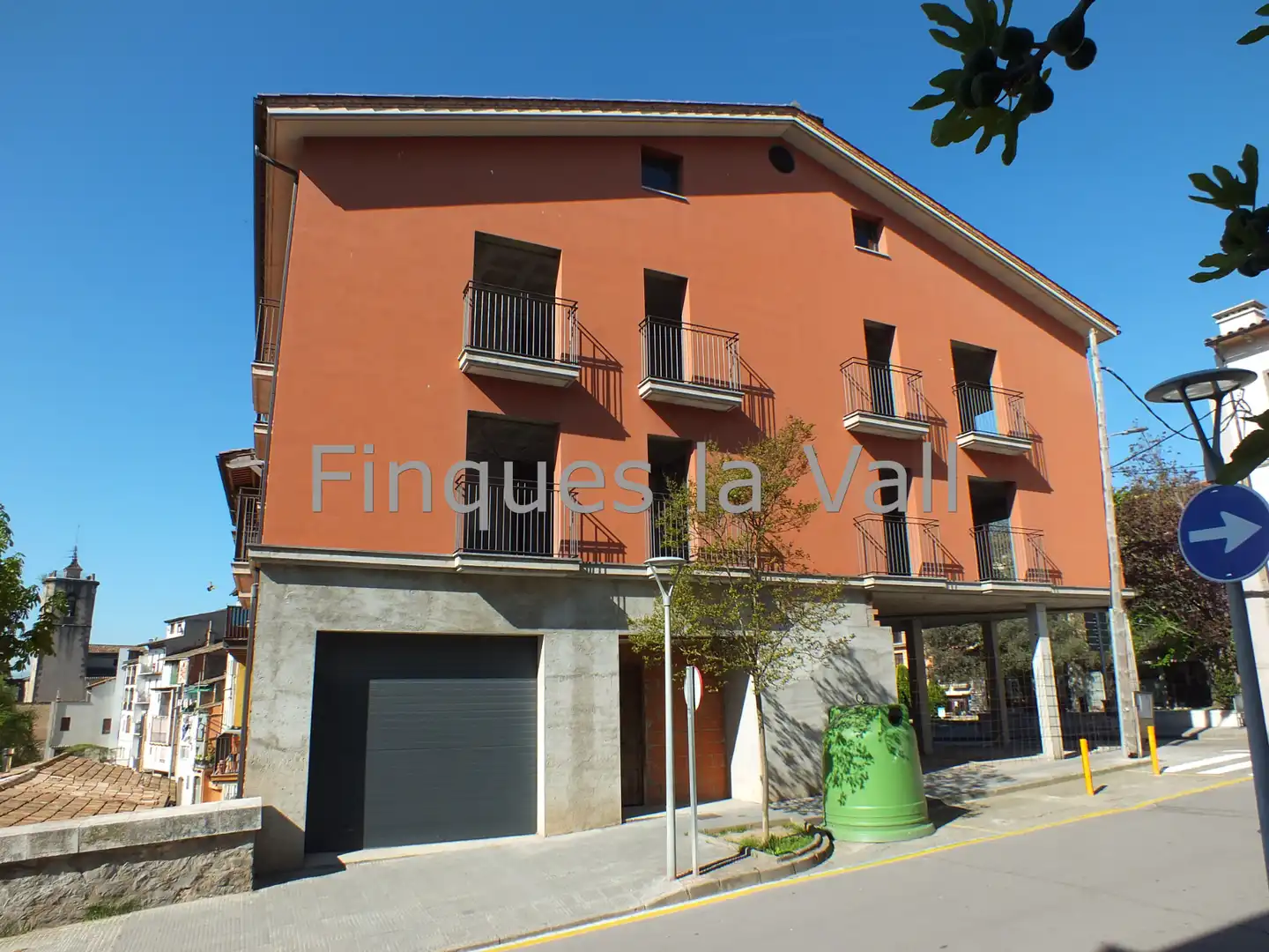 Exterior view of Flat for sale in Roda de Ter  with Heating, Oven and Balcony