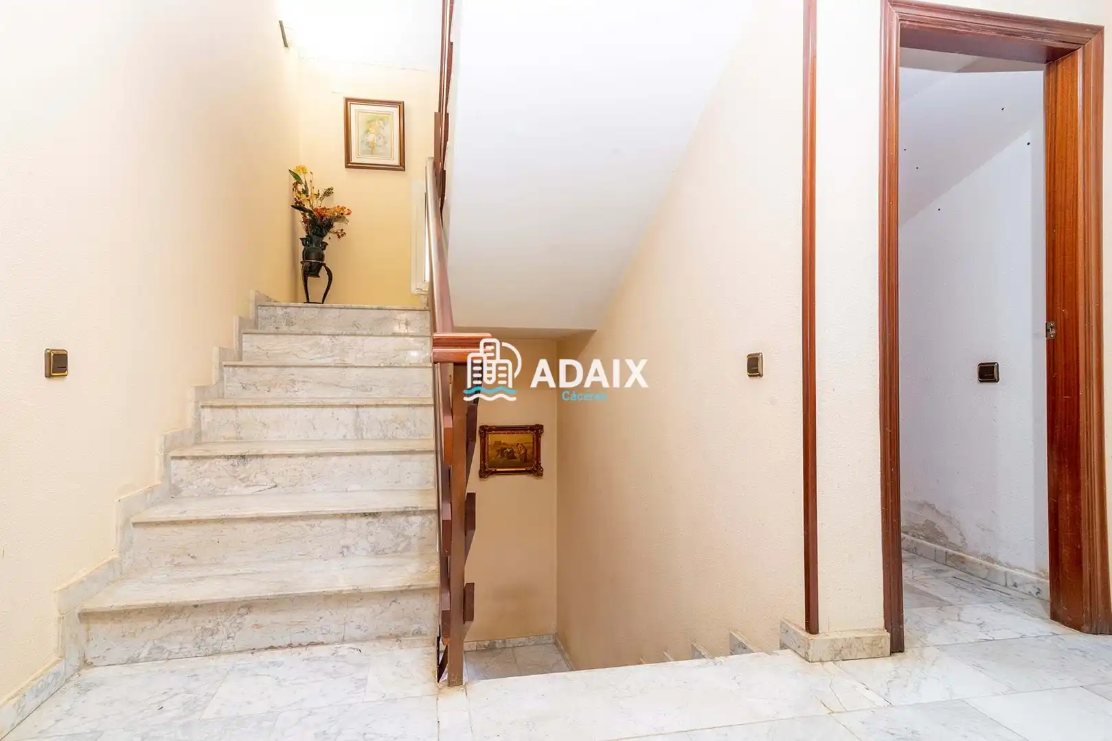 Chalet con terraza en venta en C/ ESCORPIO, imagen 41
