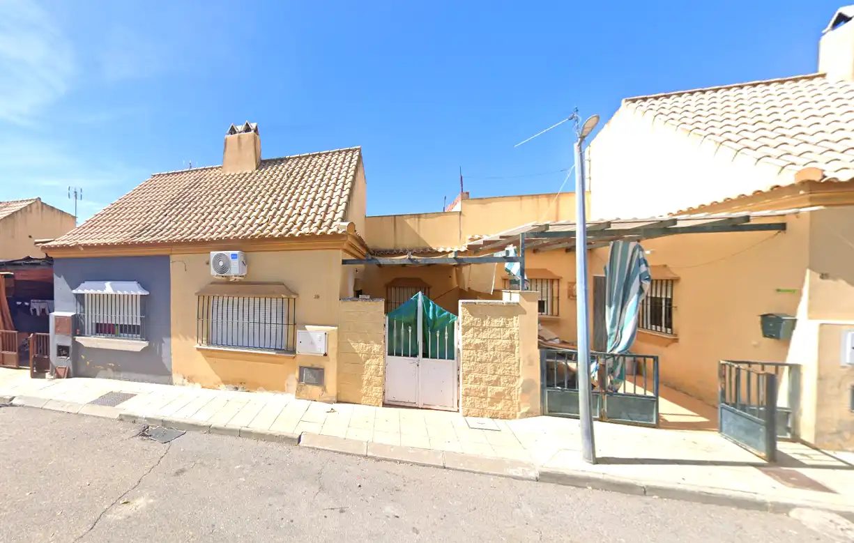 Vista exterior de Casa adosada en venda en Villanueva del Río y Minas