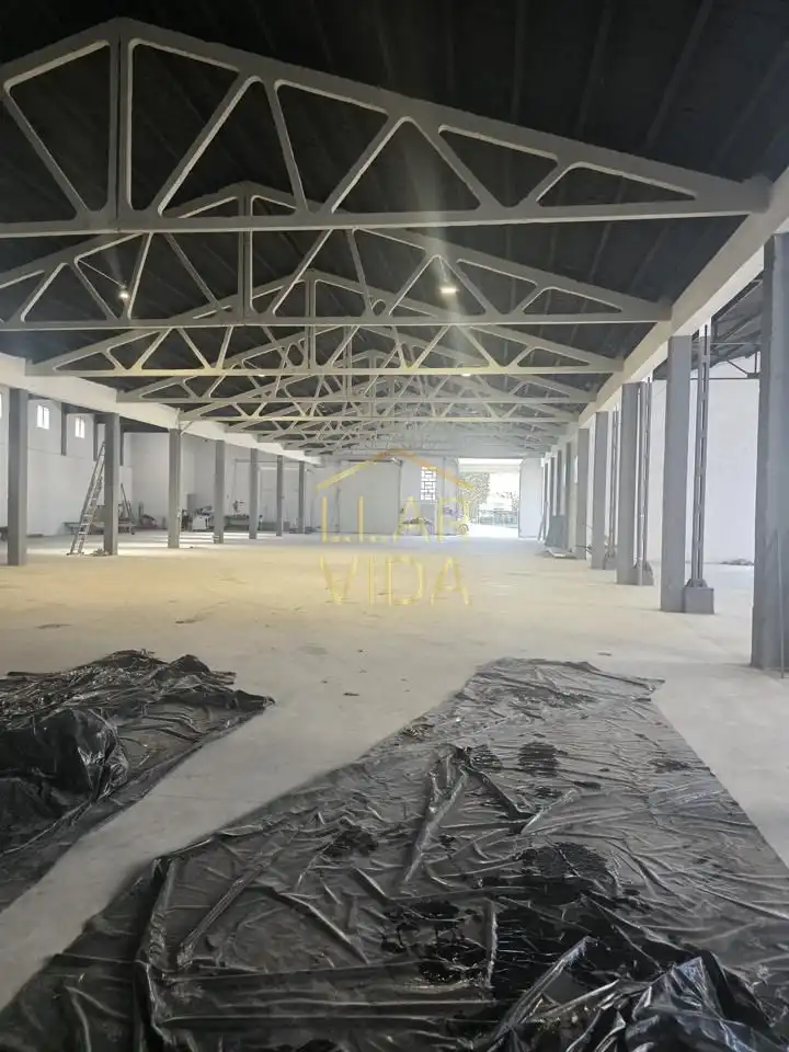 Nau industrial en venda en Vilanova de Segrià
