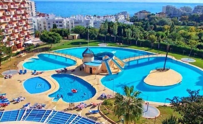 Swimming pool of Loft for sale in Benalmádena  with Private garden and Community pool