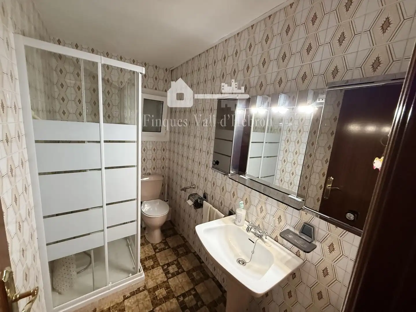 Baño de Piso en venta en Horta - Guinardó