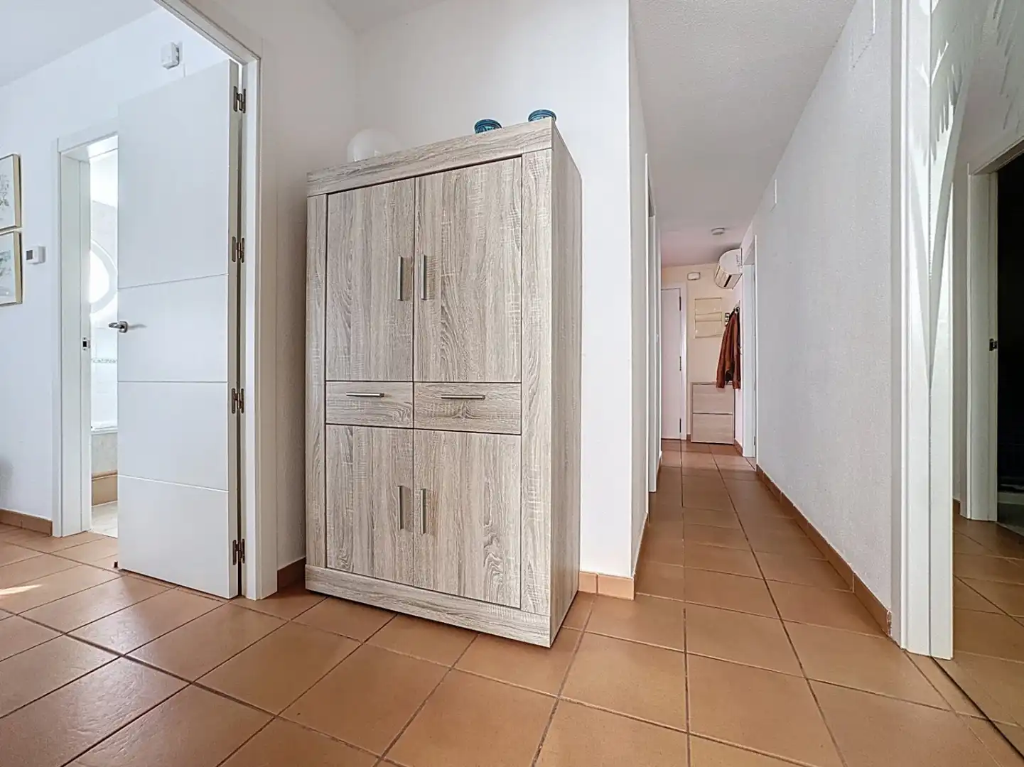 Wohnung zum Verkauf in L'Alfàs del Pi mit Klimaanlage, Heizung und Privatgarten