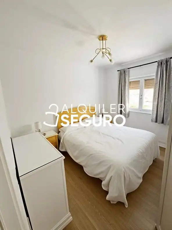Bedroom of Flat for rent in El Puerto de Santa María  with Air Conditioner, Terrace and Furnished