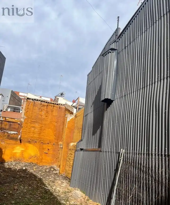 Terrenos y solares en venta en Carrer de Peset Aleixandre, imagen 2