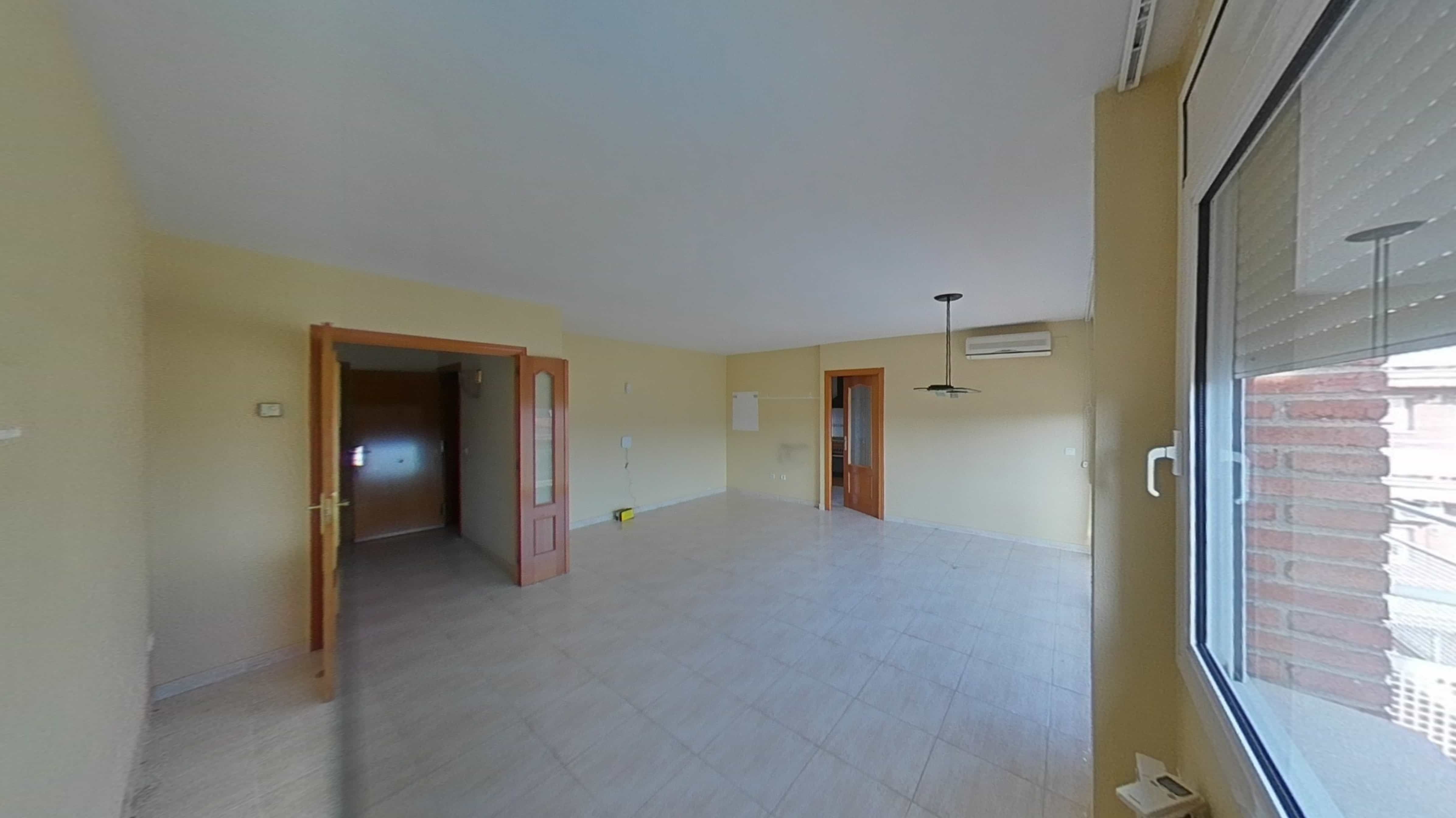 Flat for sale in Olesa de Montserrat  with Terrace, Storage room and Balcony