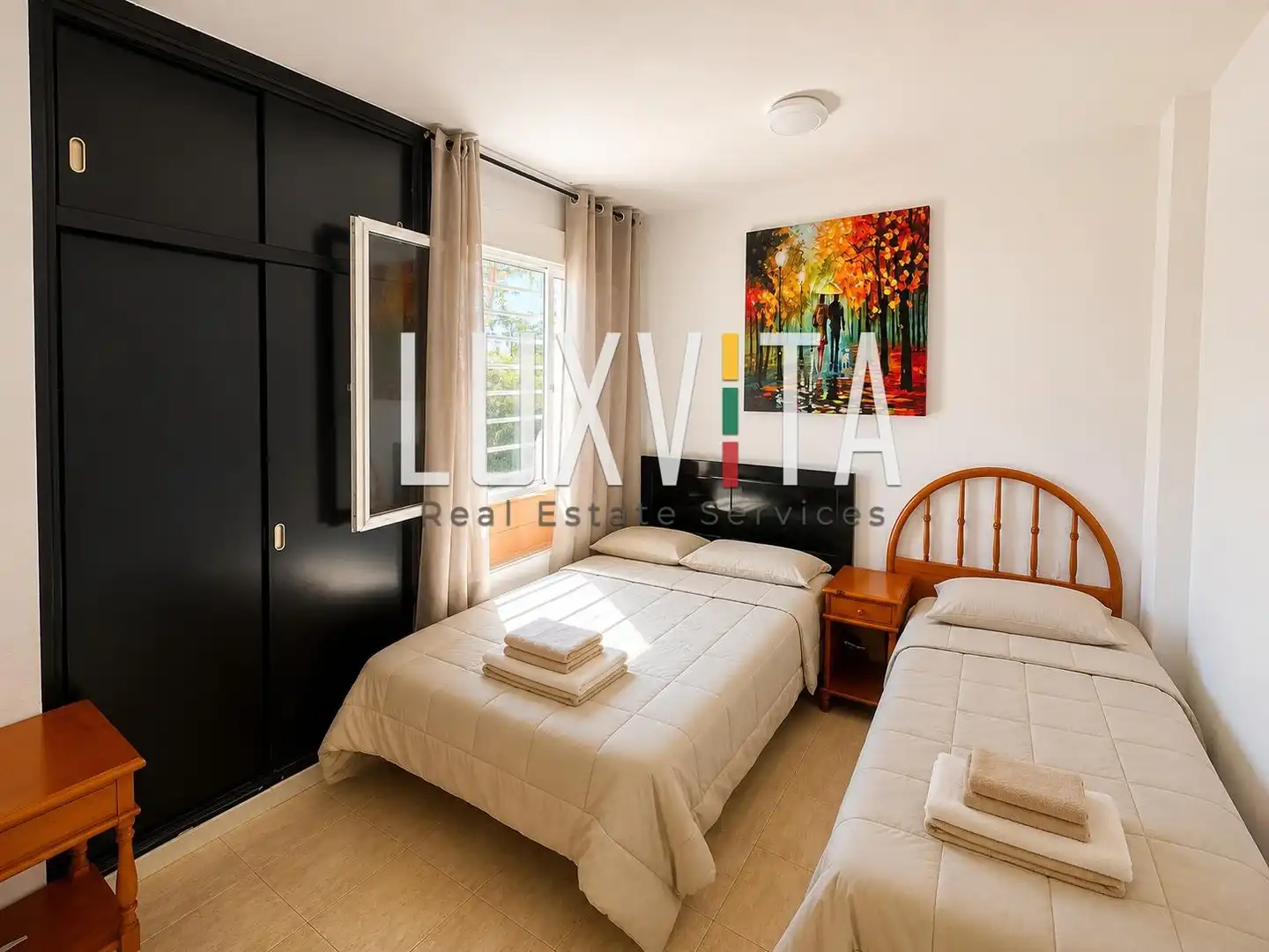 Habitación de Apartamento en venta en Adeje con Amueblado y Piscina comunitaria