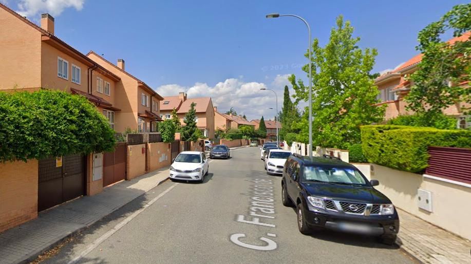 Vista exterior de Casa o chalet en venta en San Lorenzo de El Escorial