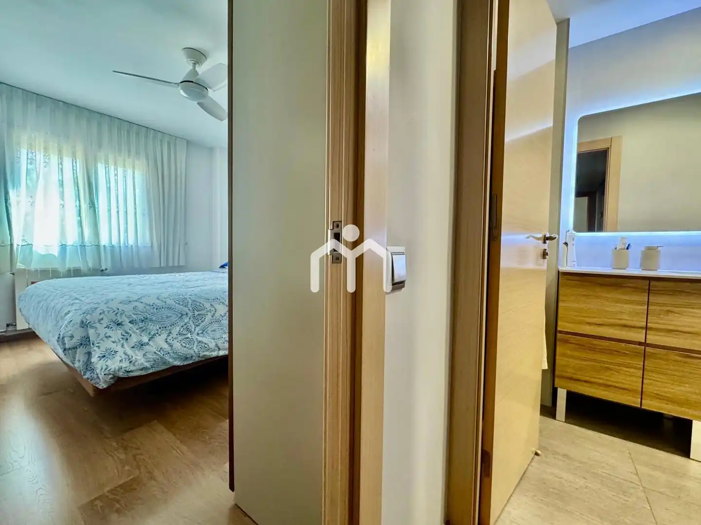 Habitación de Piso en venta en Badalona con Aire acondicionado, Calefacción y Parquet